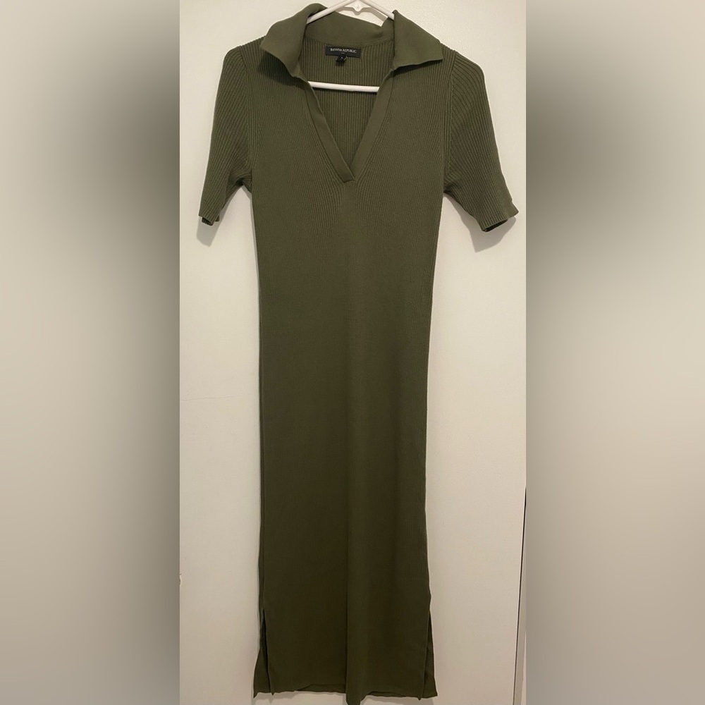 Banana Republic Green Ribbed Knit Dress